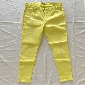 Size 32 Bright Yellow Jeans by Levi’s